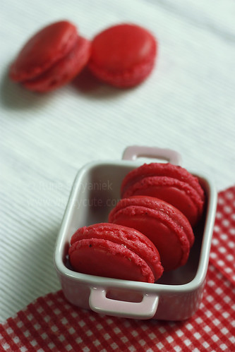 Raspberry French Macarons